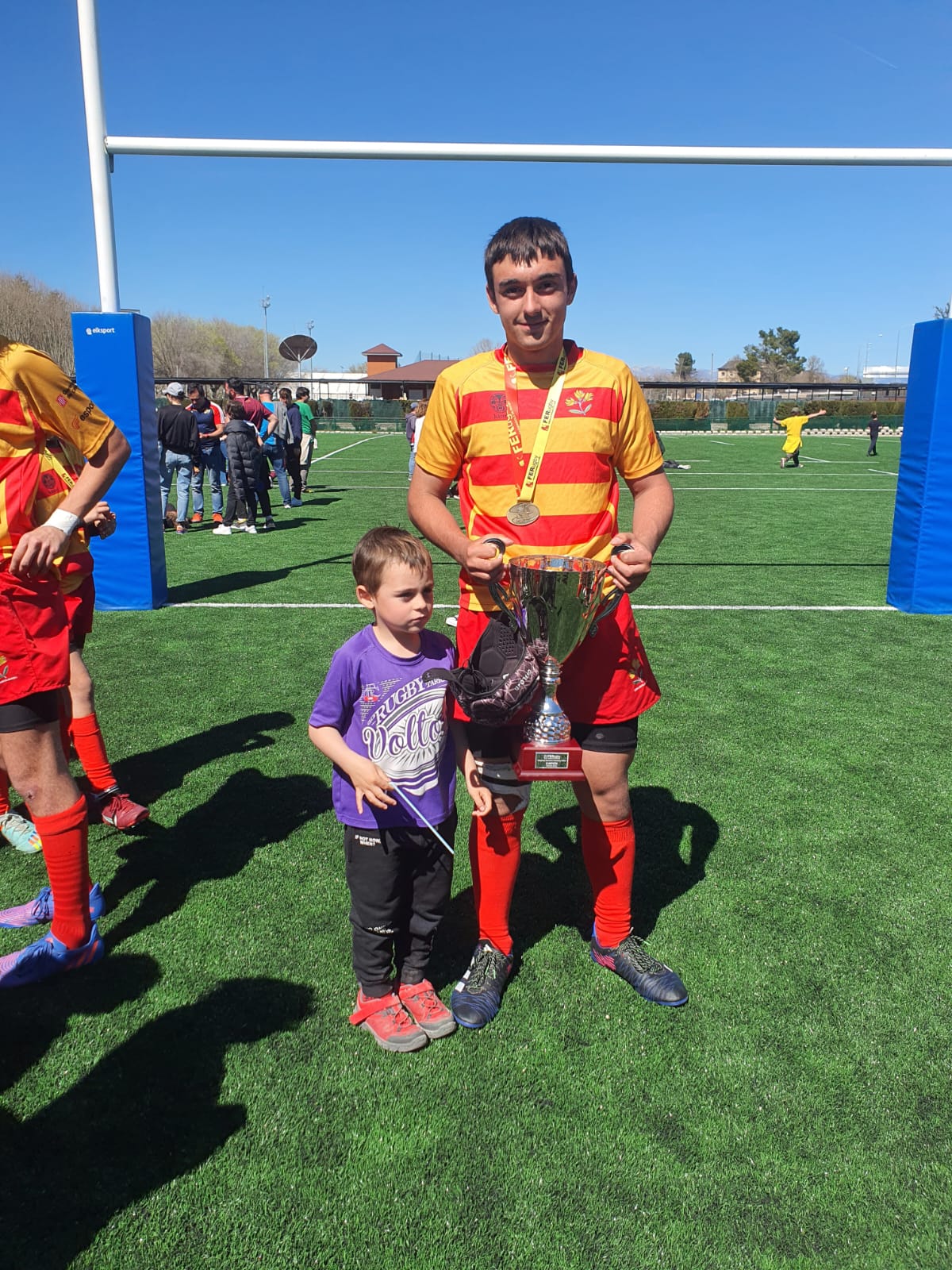 El jugador del Club Rugby Tarragona, Marc Vela, es proclama campió d’Espanya amb la selecció catalana S14